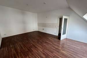 Leipzig Lindenau 3 Zimmer Wohnung im Dachgeschoss