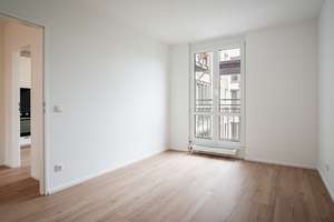 Wunderschöne zwei Zimmer Wohnung mit Balkon und TG Stellplatz – Lily-Braun-Weg 7, 80637 Oberwiesenfeld, München – Vorschaubild 7