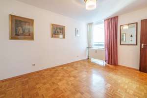 SOPART IMMOBILIEN - Stilvolle 2-Zimmer-Wohnung im Ramses-Hochhaus - spektakulärer Rooftop-Pool – Die vollständige Adresse der Immobilie erhältst du vom Anbieter., 81243 Aubing-Süd, München – Vorschaubild 11