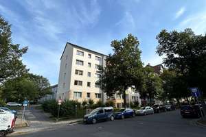 Helle 4-Zi. mit großem Balkon & Laminat in ruhiger Lage!  – Würzburger Straße 36 B, 9130 Sonnenberg, Chemnitz – Vorschaubild 3