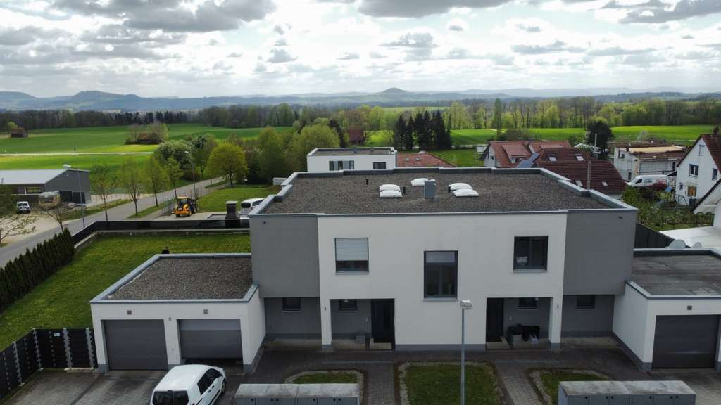 Immobilie in Alfdorf - Attraktives 3 Familienhaus mit sensationeller  Aussicht - Bild 3