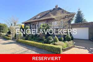 Großzügiger Familienbungalow mit Traumgarten in Neuende – Wilhelmshaven – Vorschaubild 1
