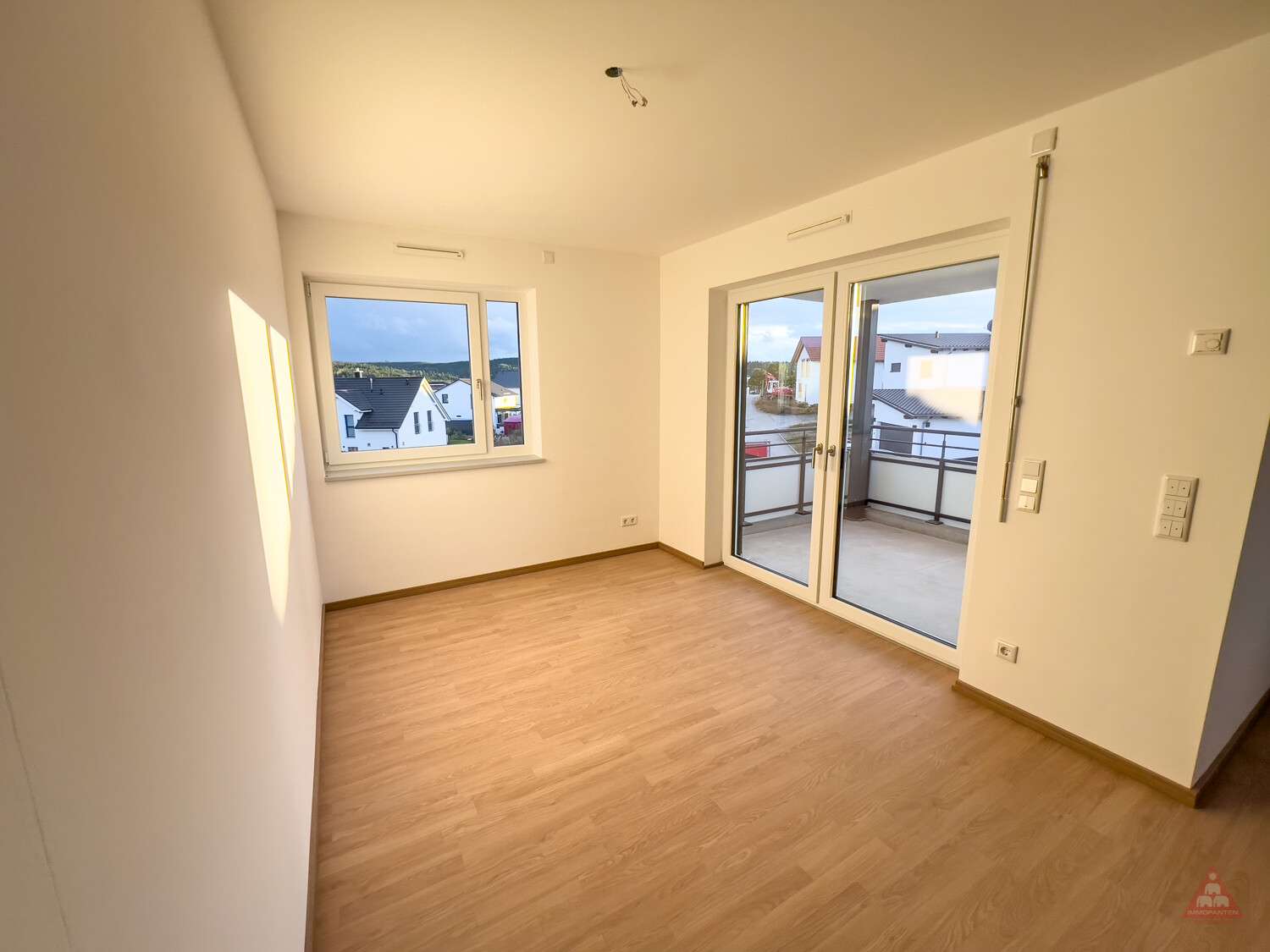 Immobilie in Altenthann - großzügige 4-Zimmer Neubauwohnung inkl. Einbauküche zur Kapitalanlage - Provisionsfrei !! - Bild 3