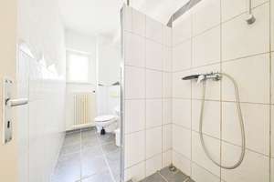 3-Zimmer-Wohnung | Ausgestattete Küche | Teilmöbliert  | Stuttgart-West – Lerchenstraße 83a, 70176 Rosenberg, Stuttgart – Vorschaubild 11