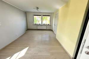 Freistehendes Einfamilienhaus Niederkassel Zentrum Kernsanierung 2013 Wärmedämmung 1607 m² Grundstüc – Die vollständige Adresse der Immobilie erhältst du vom Anbieter., 53859 Niederkassel – Vorschaubild 9