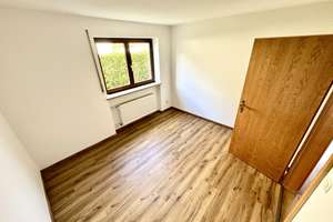 Erstbezug nach Sanierung: großes 6-Zimmer-Haus mit gehobener Innenausstattung zur Miete in Augsburg – Die vollständige Adresse der Immobilie erhältst du vom Anbieter., 86167 Lechhausen-Ost, Augsburg – Vorschaubild 5