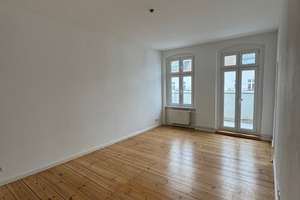 Provisionsfrei - schöne Altbauwohnung mit Balkon im beliebten Wrangelkiez – Wrangelstraße 21, 10997 Kreuzberg, Berlin – Vorschaubild 1