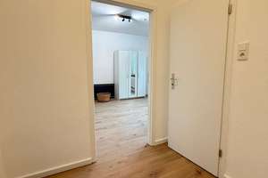 Frisch renoviert, sofort bezugsbereit 2-Zimmer-Wohnung in Düsseldorf
