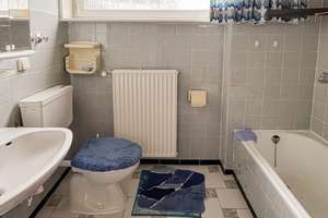 WI-Biebrich: Back to the Seventies! Charakterstarkes "Split-Level-Haus" für die ganz große Familie! – Die vollständige Adresse der Immobilie erhältst du vom Anbieter., 65203 Biebrich, Wiesbaden – Vorschaubild 22