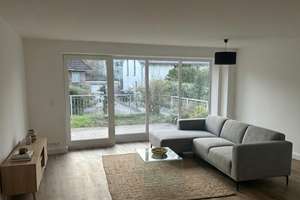 2-Zimmer Wohnung möbliert mit Terrasse und Einbauküche, Erstbezug nach komplett Renovierung,