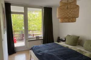 Seltenheit: 2-Zimmer mit  gr. Balkon und offener EBK in begehrter Lage Bogenhausen – 81927 Oberföhring, München – Vorschaubild 6