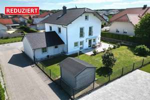REDUZIERT: Junges Wohnhaus sucht neue Familie  – Die vollständige Adresse der Immobilie erhältst du vom Anbieter., 94439 Roßbach – Vorschaubild 2