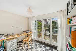 Property thumbnail 3