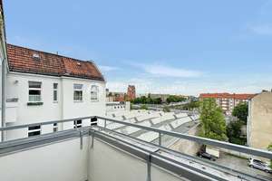 *Provisionsfrei! Handwerkerwohnung: renovierungsbedürftige 2 Zi.-Altbauwohnung mit Balkon unweit vom – Philippistr. 3, 14059 Charlottenburg, Berlin – Vorschaubild 8