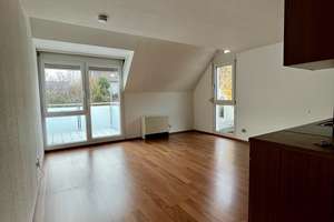 Zentrale 2-Zimmer Wohnung mit Stellplatz, Einbauküche und Balkon – Die vollständige Adresse der Immobilie erhältst du vom Anbieter., 70439 Stammheim-Süd, Stuttgart – Vorschaubild 2