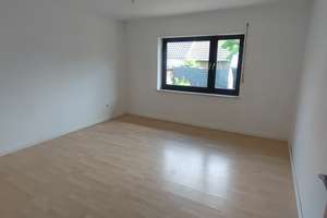 Viel Platz für mehrere Generationen! Großes Einfamilienhaus in Hövelhof – Jägerstraße 48, 33161 Hövelhof – Vorschaubild 5