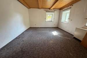 Charmantes Anwesen mit Scheune und großem Grundstück – ideal für Individualisten! – Die vollständige Adresse der Immobilie erhältst du vom Anbieter., 94428 Eichendorf – Vorschaubild 15