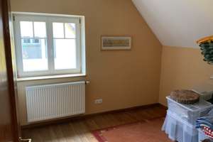 Stilvolles Einfamilienhaus mit 6 Zimmern und Carport  – Robert-Koch-Straße 42, 89522 Heidenheim an der Brenz – Vorschaubild 18