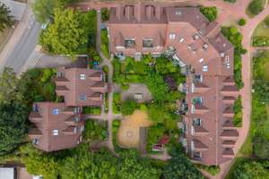 Stilvolle 2 Zimmer-Wohnung mit Tiefgaragenstellplatz in gepflegter Wohnanlage – Die vollständige Adresse der Immobilie erhältst du vom Anbieter., 21465 Wentorf bei Hamburg – Vorschaubild 2