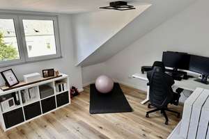 Fast neu in Fischeln: 3-Zimmer DG-Wohnung mit Süd-Terrasse, Aufzug, Erdwärmpume & Fußbodenheizung – Kölner Straße 337, 47807 Fischeln, Krefeld – Vorschaubild 25