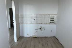 Zuhause ankommen – gemütliche Wohnung mit Aufzug und Balkon! – Ahrenshooper Straße 14, 13051 Neu-Hohenschönhausen, Berlin – Vorschaubild 6