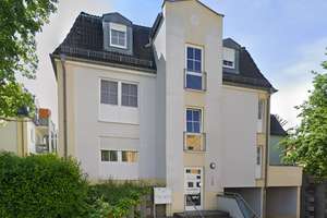 2-RW mit Terrasse in ruhiger, grüner Wohnanlage; beste ÖPNV