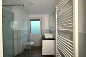 Frisch saniert & bezugsfertig: 1-Zi.-Apartment mit ebener Dusche & Rollläden – Rembergstraße 12, 58095 Hagen – Vorschaubild 3