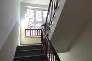 Elegante 3-Zimmer-Altbauwohnung mit grünem Innenhof – Ihr neues Zuhause wartet! – Berlin – Vorschaubild 6