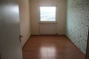 3 bis 4 Zimmer mit Balkon, 2. OG m. Aufzug, Hemer, Unter dem Asenberg 3 – Unter dem Asenberg 3, 58675 Hemer – Vorschaubild 7