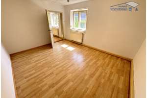 Renovierungsbed. Einfamilienhaus mit Pool & viel Potenzial am Ortsrand zu einem bezahlbaren Preis – Die vollständige Adresse der Immobilie erhältst du vom Anbieter., 86925 Fuchstal – Vorschaubild 9