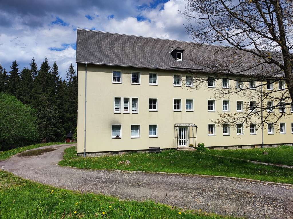 Immobilie in Johanngeorgenstadt - Gepflegte Kapitalanlage auf dem Erzgebirgskamm-neuer Preis!!! - Bild 2