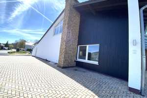 Traumhaus mit Platz für die ganze Familie!
• großes Süd/West-Grundstück • – Die vollständige Adresse der Immobilie erhältst du vom Anbieter., 52385 Nideggen – Vorschaubild 5