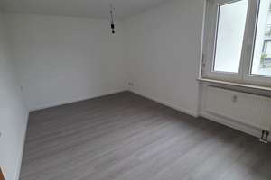 Bezugsfreie 2-Zimmer-Wohnung mit Aufzug und Balkon in Reutlingen Hohbuch – 72762 Reutlingen-Mitte, Reutlingen – Vorschaubild 6