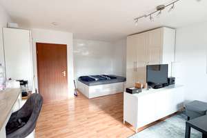 Charmante 1-Zimmer-Wohnung mit großem Westbalkon in ruhiger Lage von Stuttgart-Plieningen – Schachtelhalmweg 50, 70599 Plieningen (Ortsteil), Stuttgart – Vorschaubild 2