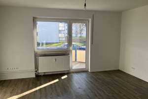 Hier macht wohnen Spaß: gut geschnittene 4-Zimmer-Wohnung – Blumenäckerweg 31, 34128 Harleshausen, Kassel – Vorschaubild 2