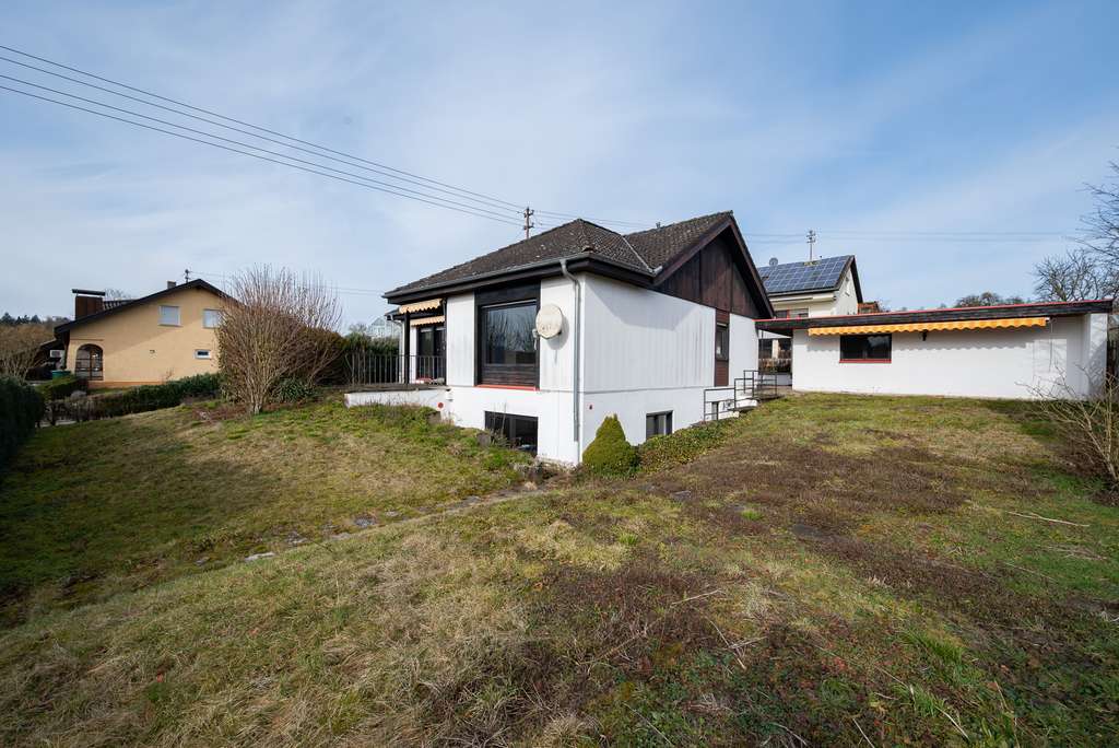 Immobilie in Zaberfeld - Natur pur im Zabergäu: Haus mit Terrasse und großem Garten sucht neuen Besitzer - Bild 2