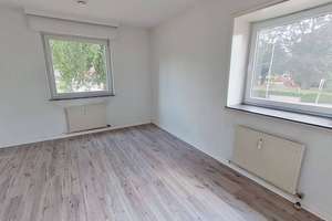Bequem im Erdgeschoss wohnen: 2 Zimmer mit Balkon & Tageslichtbad – Moorstraße 40, 49356 Diepholz – Vorschaubild 4