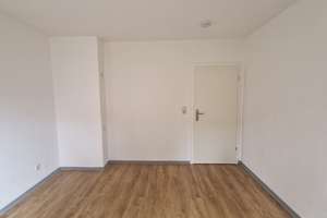 Perfekt für WG-Neugründung – oder Familie -3-Zimmer-Wohnung mit Balkon in Hannover-Ricklingen – Pfarrstraße 39, 30459 Ricklingen (Ortsteil), Hannover – Vorschaubild 8
