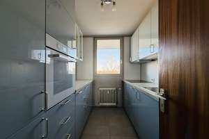 Ihr Zuhause | NEU positioniert: 3-Zimmer, Aufzug, 2 Balkone, tolle Aussicht - jetzt inkl. TG – Die vollständige Adresse der Immobilie erhältst du vom Anbieter., 81477 Solln, München – Vorschaubild 6