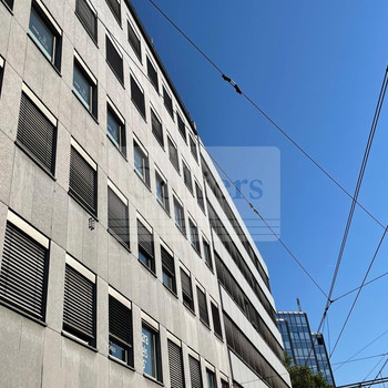 Bezahlbare Bürofläche in außergewöhnlicher Lage! 