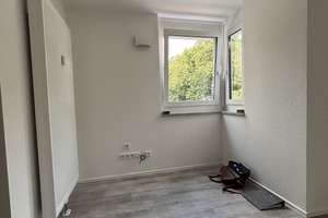 Erstbezug – hochwertig möbliertes 1-Zimmer-Apartment im modernen Studentenwohnheim – Firnhaberstraße 20, 86159 Hochfeld, Augsburg – Vorschaubild 3
