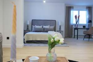 Von Privat, sonnige 4,5-Zi Gartenwohnung (135 WFL / 196 NFL), neu renoviert in Bogenhausen-Denning – Stargarder Str. 15, 81927 Englschalking, München – Vorschaubild 9