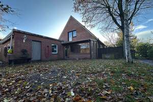 EFH mit Potential im ruhigen Ortsteil von Weener – Die vollständige Adresse der Immobilie erhältst du vom Anbieter., 26826 Weener – Vorschaubild 2