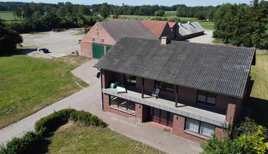 Bild von Resthof - Pferdehof- Gewerbegrund- Wohnen in Alleinlage- alles möglich