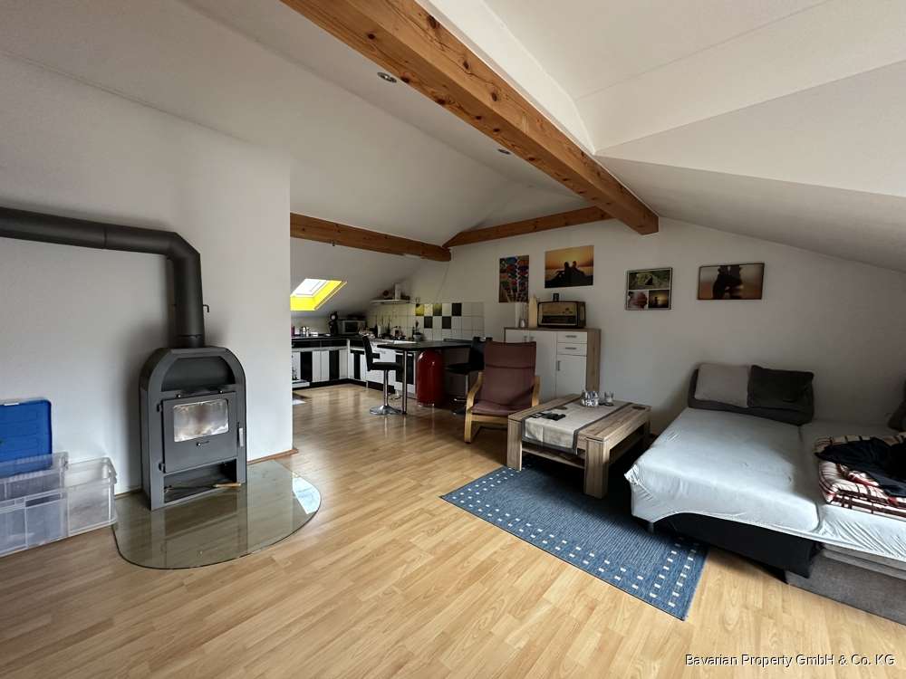 Immobilie in Viechtach - Dreifamilienhaus in Großenau bei Viechtach - jetzt ohne Wohnrecht! - Bild 2