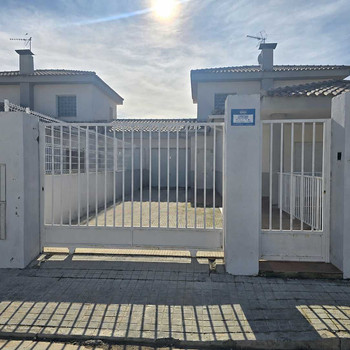 🏠 Chalet zum Verkauf in Montserrat – Motor del Vicari
