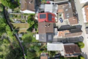 Familienglück mit Garten, Garage und zusätzlichem Entwicklungspotenzial in Durlach-Aue – Die vollständige Adresse der Immobilie erhältst du vom Anbieter., 76227 Durlach, Karlsruhe – Vorschaubild 2