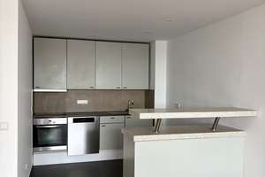 Stilvolle 3-Zimmer-Wohnung mit Balkon - modernisiert, hell und großzügig – Oberbilker Allee 57, 40223 Bilk, Düsseldorf – Vorschaubild 1
