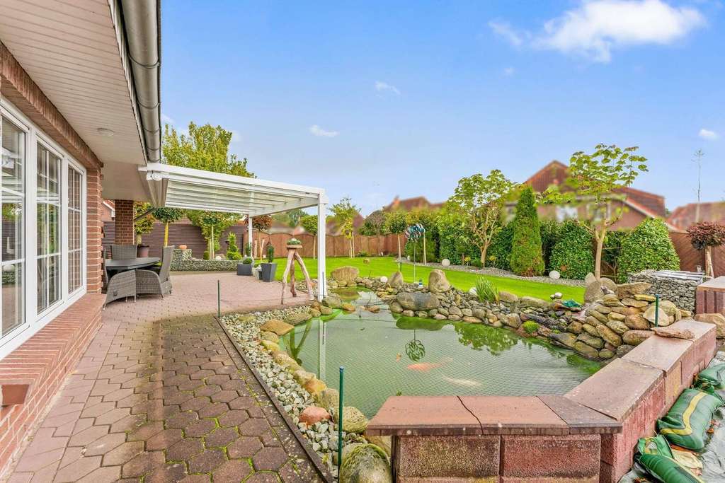 Immobilie in Beverstedt - Attraktives Einfamilienhaus auf herrlichem Grundstück mit Pool und Solaranlage - Bild 3