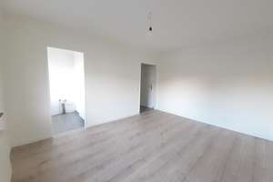Helle 1-Zimmer-Wohnung mit großem Balkon im östlichen Ringgebiet